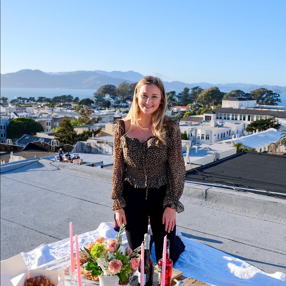 Meet your Posher, Emily